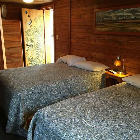 Whistling Swan Motel East Glacier Park Village Exterior foto